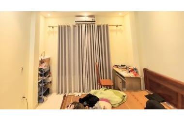 Bán nhà phố Lạc Trung, quận Hai Bà Trưng, 31m2 x 2.7 tỷ, gần phố. LH: 0912519472